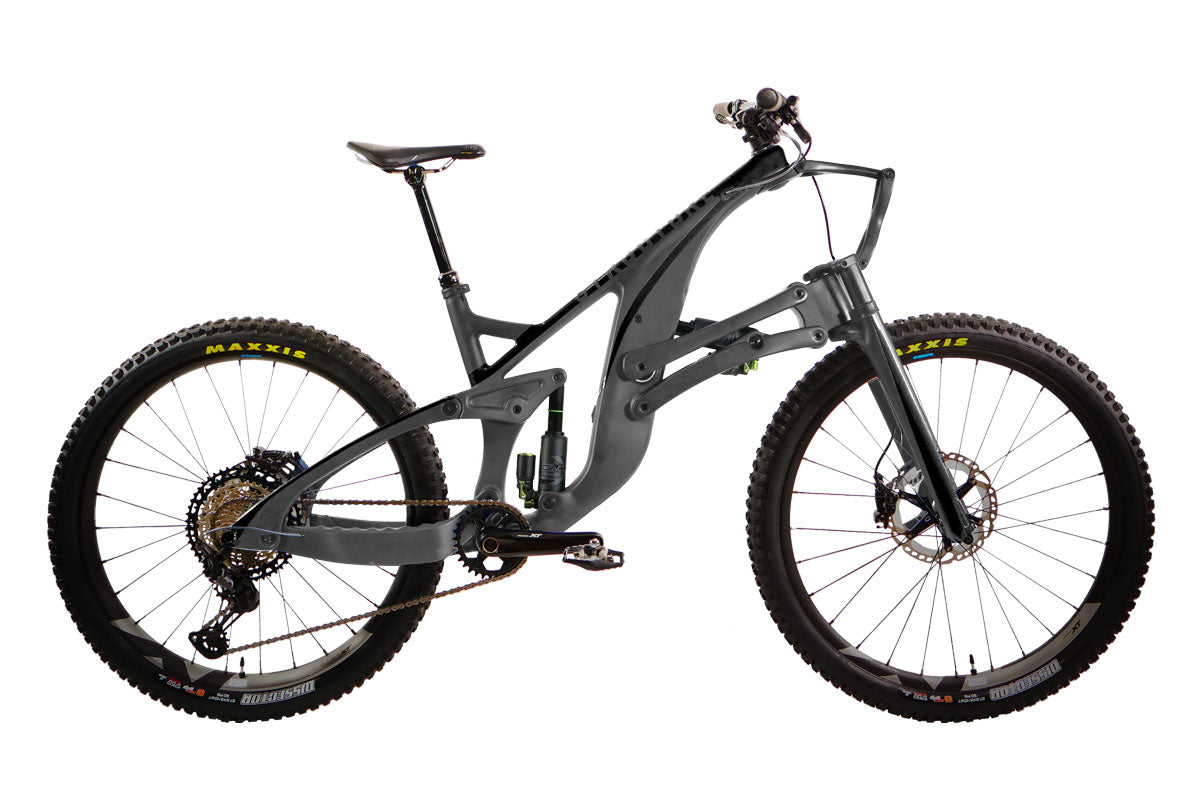 SCW1 Janus Black Matte Carbon