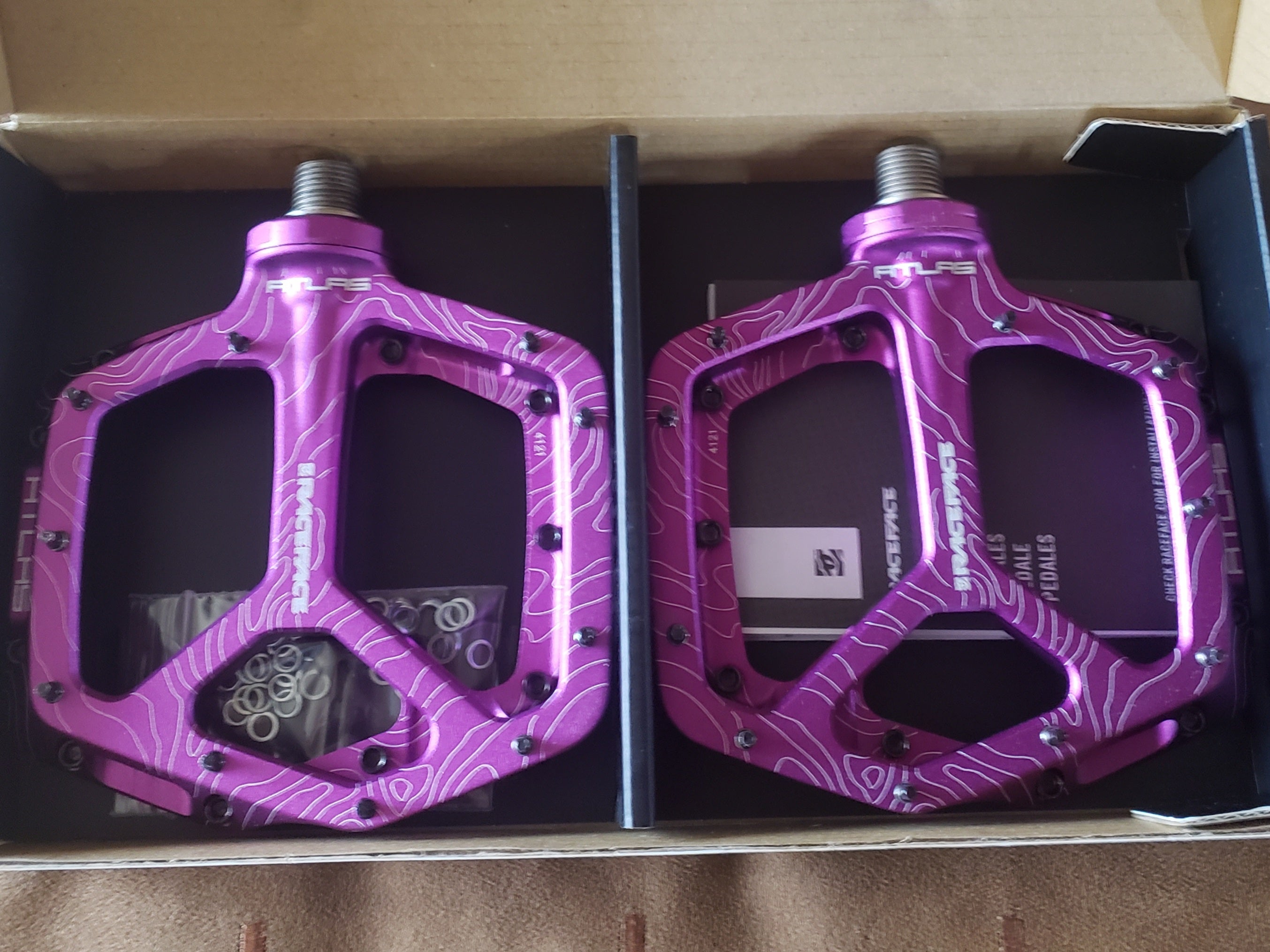 Pedals, Race Face Atlas StructureCycles